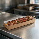 Ravier à frites CA16 en carton recyclé ECO avec une portion de frites sur un comptoir de friterie